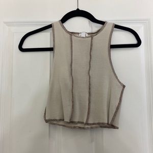 Crop Top.